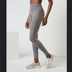 Gray mesh Vuori leggings